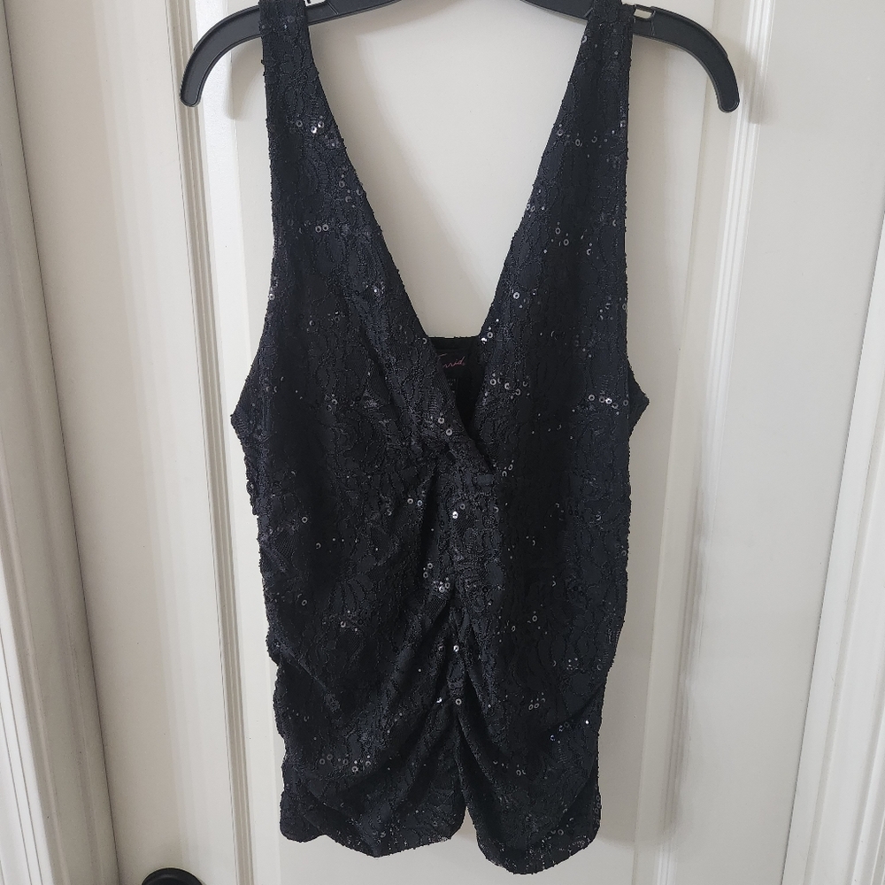 Torrid Woman's Black Sequin V Neck Tank top Zip Rouched Sides